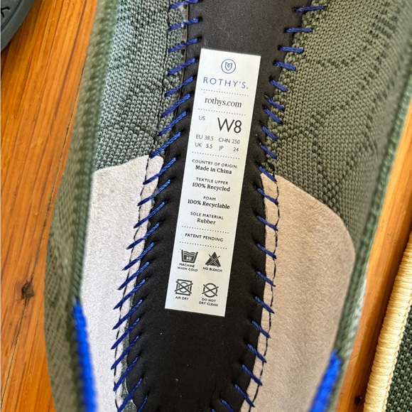 NWOT Rothy’s Safari Point - Picture 4 of 5